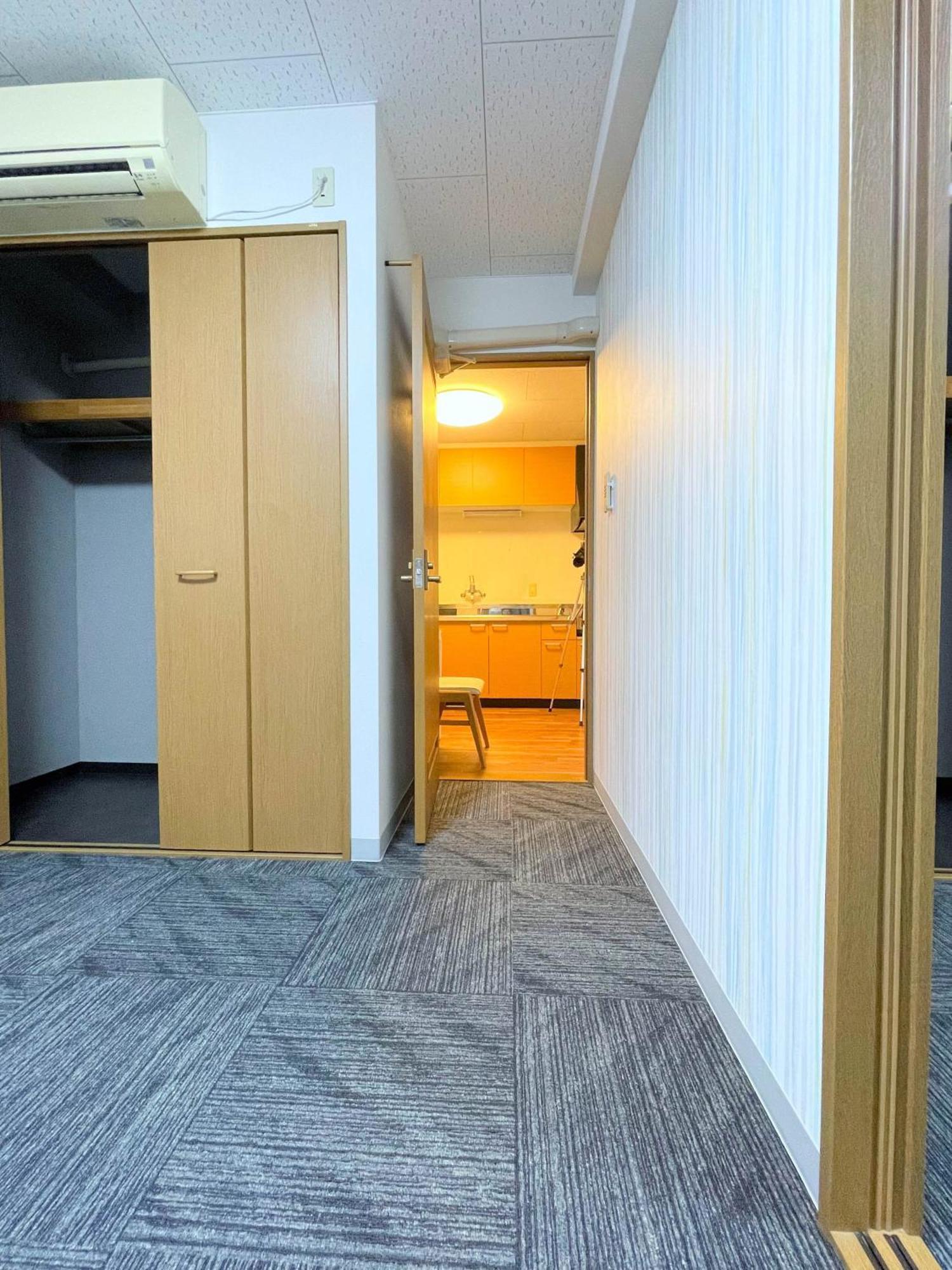 Apartment エクセルインナガハマ Nagahama (Shiga)